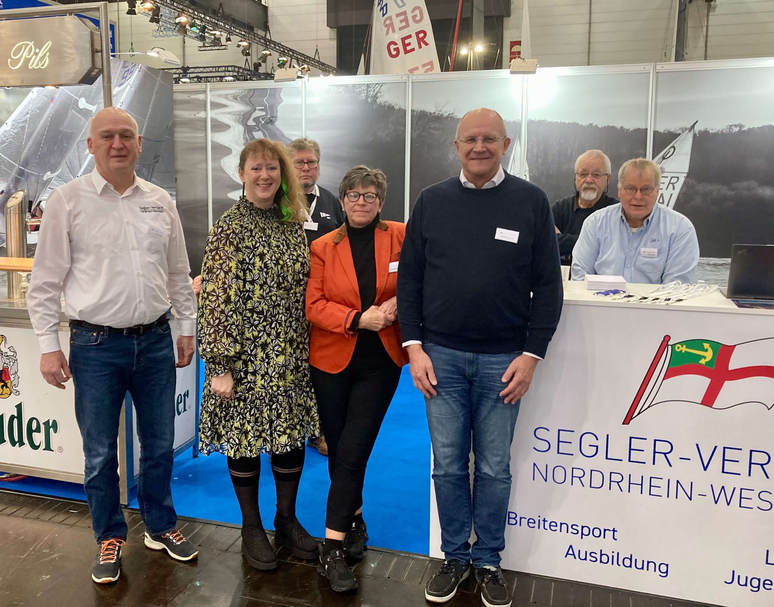Die Staatssekretärin Andrea Milz besucht den Stand des SVNRW auf der Messe boot 2024
