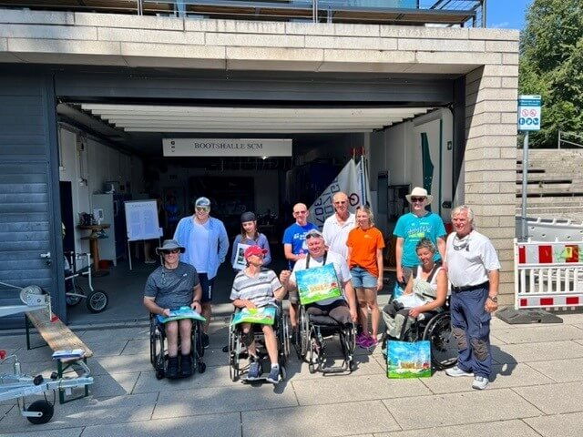 Die Teilnehmer der ersten inklusiven Regatta S\V14 auf dem Aasee.